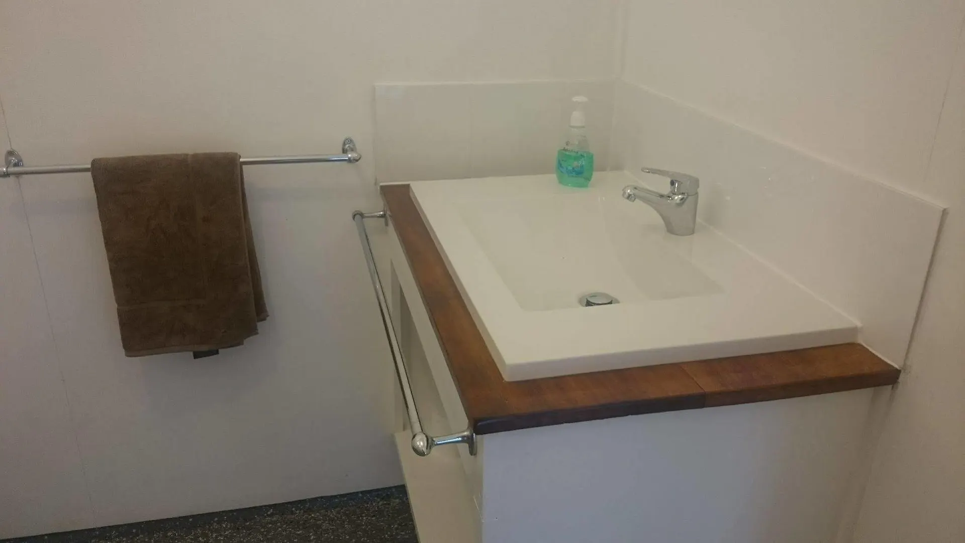 Hotel Dunkleys Place Butchers Creek